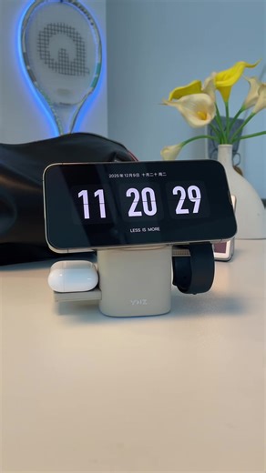 It looks absolutely perfect on the desk #YWZ #WirelessCharging #Charger #tiktokmademebuylt