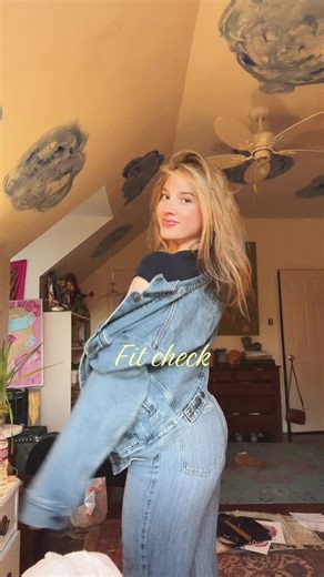 Embrace 80s Vintage Style: Fit Check 101