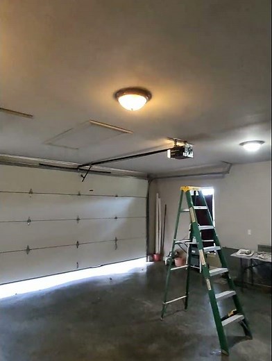 Garage Door Repair in Lincoln, California