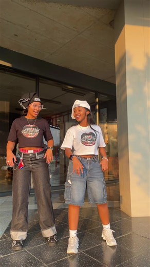 SA WARA EeQue 😝🫵🏼 DC : ME 😝😝😝✌🏽 #star2cool @H A R V E Y @EeQue TheDreama @Icon!c_Bre🤍🕷️