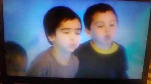 Boohbah: Hammock Present Giving