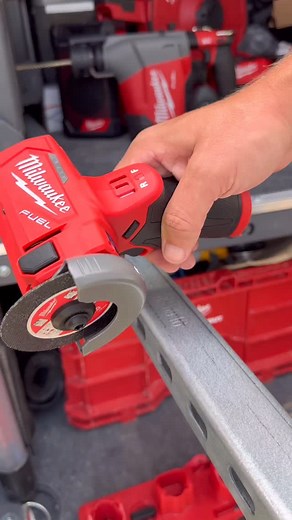 R Davis Electrical on Reels