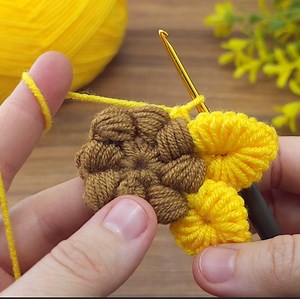 30K views · 1.2K reactions | Great new model I told you a very easy new model Tunisian crochet sunflower model | Fashion World | Facebook