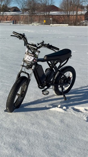 E-Bike Adventures: Riding in the Snow