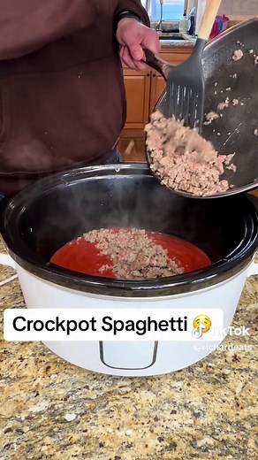 Crockpot Spaghetti Recipe with Cream Cheese
