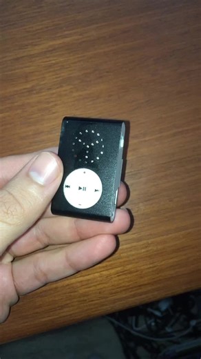 World's Smallest MP3 Player with Built in Speaker
