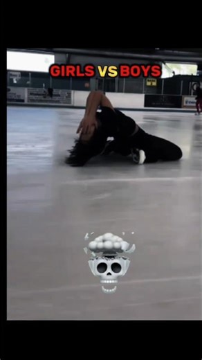 Girls Ice skaters VS Boys ice skaters💀🔥#skulledit #iceskating