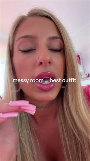 Embracing Chaos for Creative Outfits