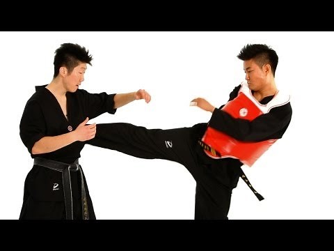 How to Do Sidestep Technique 1 | Taekwondo Training