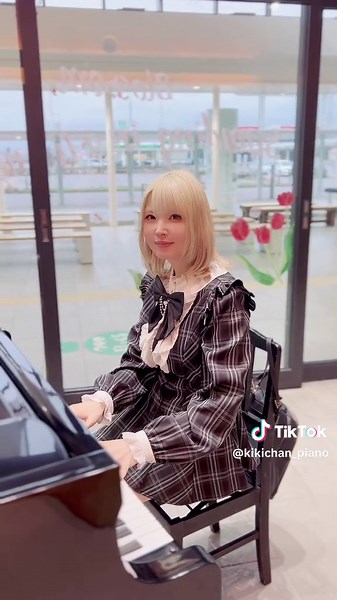 ファンクセッションの人気曲をジャズでカバー