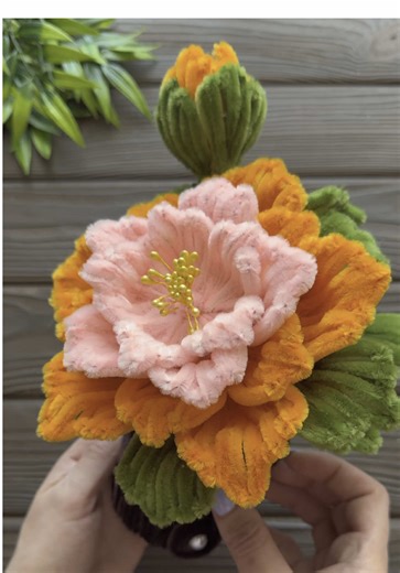 DIY Chenille Stem Flower Craft Tutorial