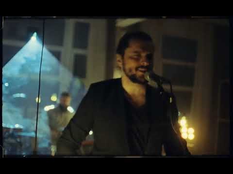 om la lună — La capăt de linie (Official Video)