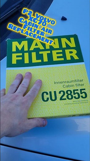 2006 Volvo XC70 cabin air filter replacement! #shorts #volvo #xc70 #p2 #v70 #s60 #cabinairfilter