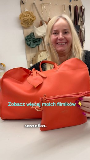 Od projektu, przez szycie, aż po wypalanie logo - wszystko robię sama 💪😀 Uwielbiam ten moment kiedy, z kawałka skóry powstaje coś wyjątkowego ❤️ Każdy element przechodzi przez moje ręce - od pierwszego cięcia po ostatni szew. A Ty - w jakim kolorze chciałabyś zobaczyć moją kolejną torebkę 🎨👜? 👇 daj znać w komentarzu #torebkihandmade #skorzanatorebka #leatherbag #handmadepolska #szyciemojapasja #szycienamaszynie #polskamarka Torebki handmade * skórzana torebka * leather bag * handmade polska