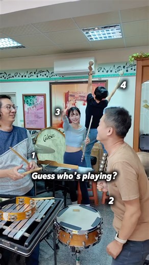 Guess Who’s Playing? | Christmas Jingle Bell🎄