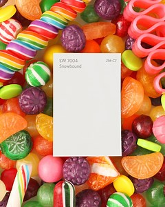 SW 7004 Snowbound, el color de septiembre es el tono perfecto para combinar con tus colores preferidos e impactar con tu decoración. ✨ Encuentra tu color ideal en acabado mate o satinado. Escríbenos ➡ https://bit.ly/SW_WhatsApp | Sherwin Williams Ecuador