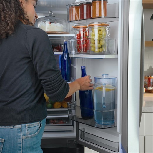 Midea's first ever hands free, auto-sensing , water and ice dispenser. Shop the new One-Touch AutoFill™ French-Door Refrigerator at Lowe's today | Lowe's Home Improvement