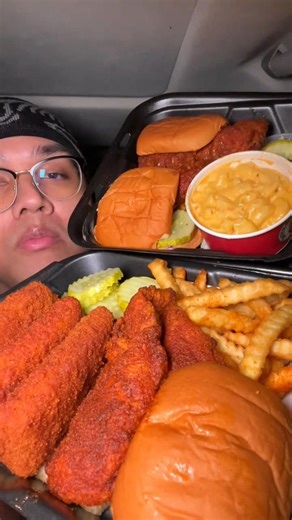 Best Dave’s Hot Chicken Mukbang 🔥 Viral TikTok Food ASMR #daveshotchickenuk #asmr #mukbang #shorts
