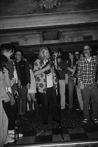 27K views · 918 reactions | best part of tour you ask? singing with YOU all! the human connection, singing the same song, arm and arm together, reminded of our shared experience… this… so much this! | Jon Foreman | Facebook