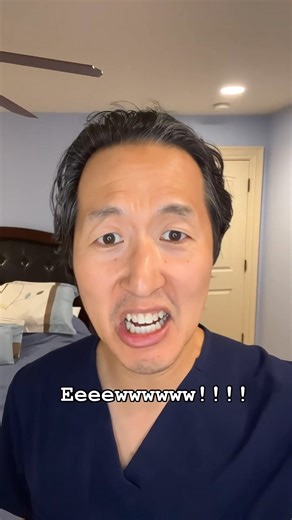 Not all “experts” are equal 😅 #redflag #fakedoctor #plasticsurgeonreacts | Dr. Anthony Youn