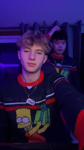 i felt a sneeze coming the entire video