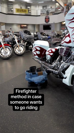 Firefighter Method for Motorcycle Riding Safety