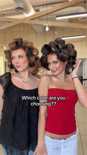 Chrissy Ellingson Rasmussen on Instagram: "Comment lookbook for @lydia.a.ellis @jiji.wonder’s new hair color formulas! @habiteducation🤩 Comment book to schedule with u win OC Feb 26-Feb 29th! Habitsalon.com @hairbyallih @tatum.hair @hairbyjess.r @hairbyvenicerain @hairbytanzie"