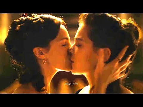 Dickinson 2x06 / Kissing Scenes - Emily and Sue Lesbian Couple ( Hailee Steinfeld & Ella Hunt )