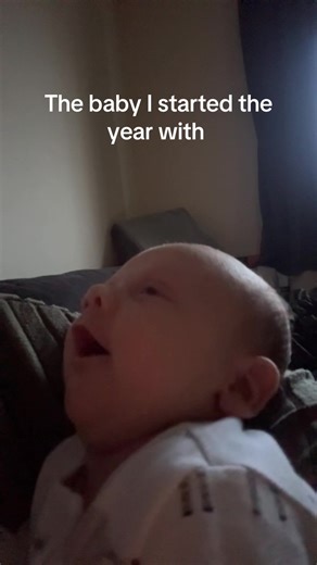 Holly || Mummy to deacon on TikTok