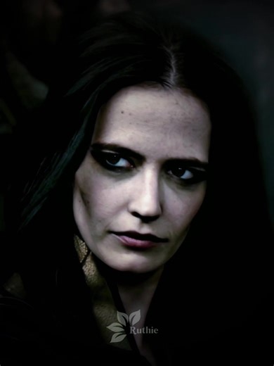 Eva Green as Artemisia in 300: Rise of an Empire