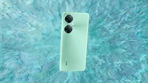 HUAWEI introduces the latest member of the nova family, the dazzling #HUAWEInova11i. Marvel at its stunning Star Orbit Ring design with an immersive 6.8'' HUAWEI FullView Display & 5000mAh Battery for next-level power. Buy nova 11i for AED 949. https://l8.nu/qA-h تقدم HUAWEI أحدث عضو في عائلة nova. الهاتف المبهر #HUAWEInova11i. تأمل في جمال تصميم حلقة المدار النجمي الخلاب مع شاشة HUAWEI FullView غامرة مقاس 6.8 بوصة وبطارية 5000mAh لتتمتع بطاقة من المستوى التالي. اشترِ الآن بسعر 949 درهم: https:/