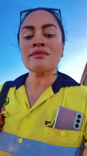 💎DEE_ROBERTS💎 (@officialdeeroberts) - High Frequency Energy Vibration for Daily Abundance