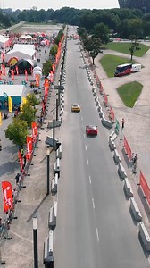 To były emocje na 💯%! Najbardziej odjechany dzień tego roku już za nami – #ShellVPower Day! 🏎💨 9 września na błoniach PGE Narodowy w Warszawie mieliśmy przyjemność opowiedzieć Wam co nieco o najnowszej generacji paliw premium Shell V-Power i zaoferować liczne atrakcje motoryzacyjne każdemu, kto „ma benzynę we krwi” 😉 Dla tych, którzy nie mogli być z nami oraz dla tych, którzy chcieliby ponownie poczuć tę wyjątkową atmosferę, załączamy krótką relację z tego niepowtarzalnego wydarzenia! ▶ Dzię