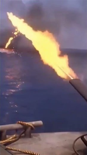 U.S. Navy “Zippo Boats” Test Napalm Flamethrowers (1968–1970) | WARFACTS
