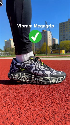 Mizuno Neo Accera, grip test ✅ #mizuno #test #running #unboxing