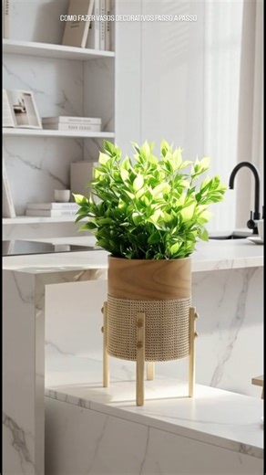 DECORAÇÃO E DESIGN DE VASOS on Instagram: "COMO FAZER VASOS DECORATIVOS PASSO A PASSO Crie um vasoos decorativo único para transformar qualquer ambiente da sua casa! Com técnicas simples e materiais acessíveis, você pode dar um toque pessoal e elegante à sua decoração. Quer aprender como? Confira nosso guia passo a passo e comece a criar peças decorativo hoje mesmo! Clique aqui para começar! #DecoraçãoDIY #EspelhoDecorativo #FaçaVocêMesmo ProjetosDIY DecoraçãoCriativa ArteEmCasa DecoraçãoSustent