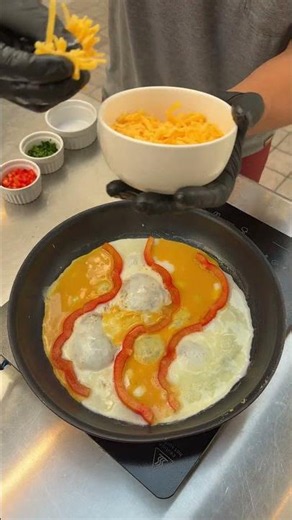 Two-Tone Omelet 🍳🎨 #shorts