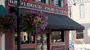 Small-Business Lending Is Slow to Recover