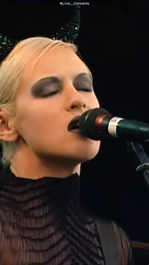 Live Concerts | Ava Adore - Smashing pumpkins Live PinkPop 1998 Contradictions of Obsessive Love in Smashing Pumpkins’ “Ava Adore” In The Smashing... | Instagram
