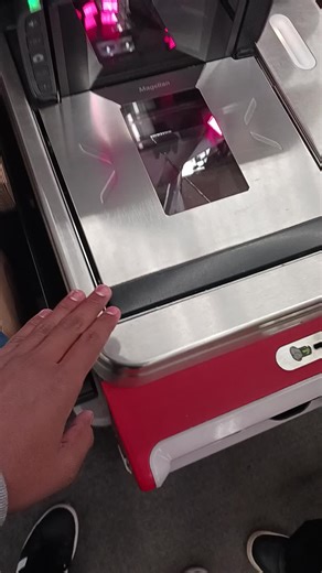 Self-Checkout Machine wasn't locked properly #selfcheckouts #cvs