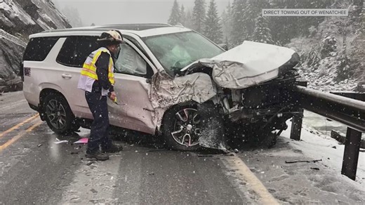 Rockslide injures 3 on U.S. 2