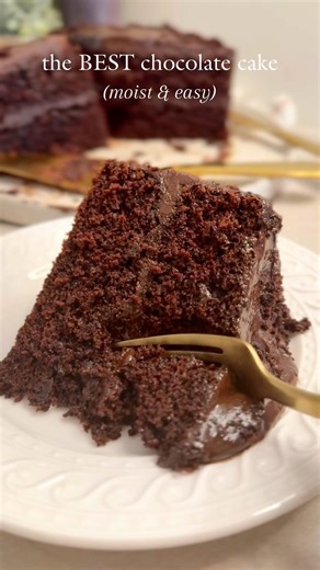 The BEST moist chocolate cake!!