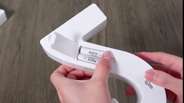 75 Pcs Marquee LED Letter Lights Graduation Decor 66 Gold Black Sequins Balloons with 8 Pcs 'Grad 2024' and 1 'Bachelor Cap' Lighted Lights LED Grad 2024 Sign Decor for Students Graduation Party