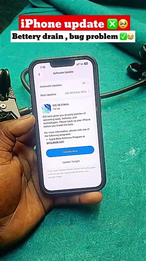 iPhone Me Beta Update Karoge To Battery Drain & Bugs Pakka 😱