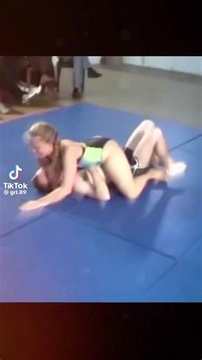 Videos de headscissors (@headscissors7) con “original sound - headscissors”