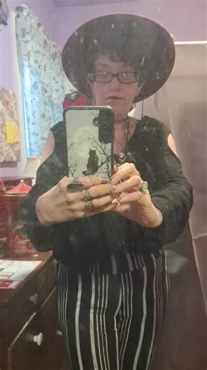 #ootd #goth #gothfashion #alternativefashion it's been 10 years since we lost our starman. rip David Bowie 😢