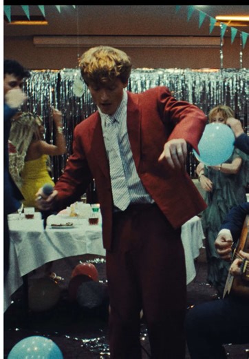 Découvre mes parents dans le clip de ma reprise