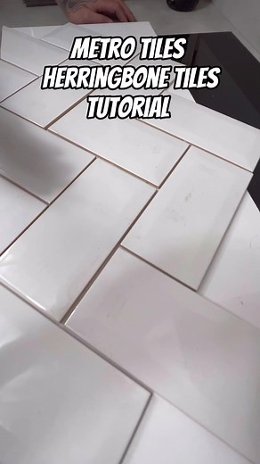 How To Start Metro tiles Herringbone #likeapro #tiles #tips #howto #how #diy #doityourself #flooring #homeimprovement #reelsvideo | The Home Improvements Channel Uk
