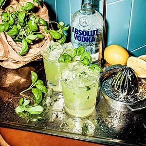 Vodka Basil Smash cocktail recipe - Absolut Drinks