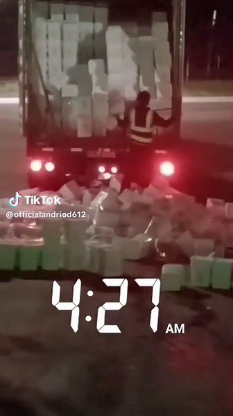 Warehouse Comedy: Hilarious Day-In-The-Life